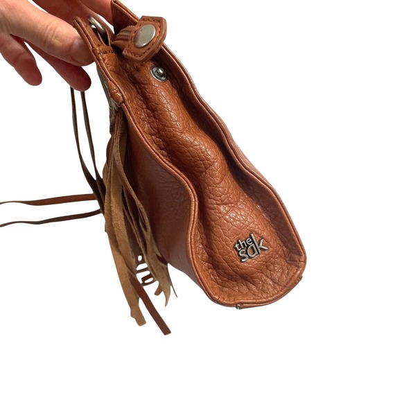 The SAK leather fringe crossbody shoulder purse Cognac‎ brown boho western studs - Picture 5 of 10